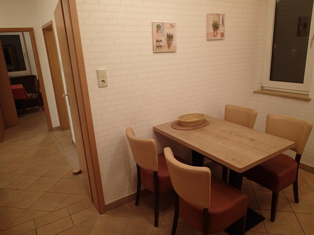 Schapers Ferienwohnungen Emmerthal Esterno foto