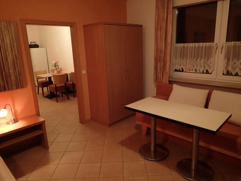 Schapers Ferienwohnungen Emmerthal Esterno foto